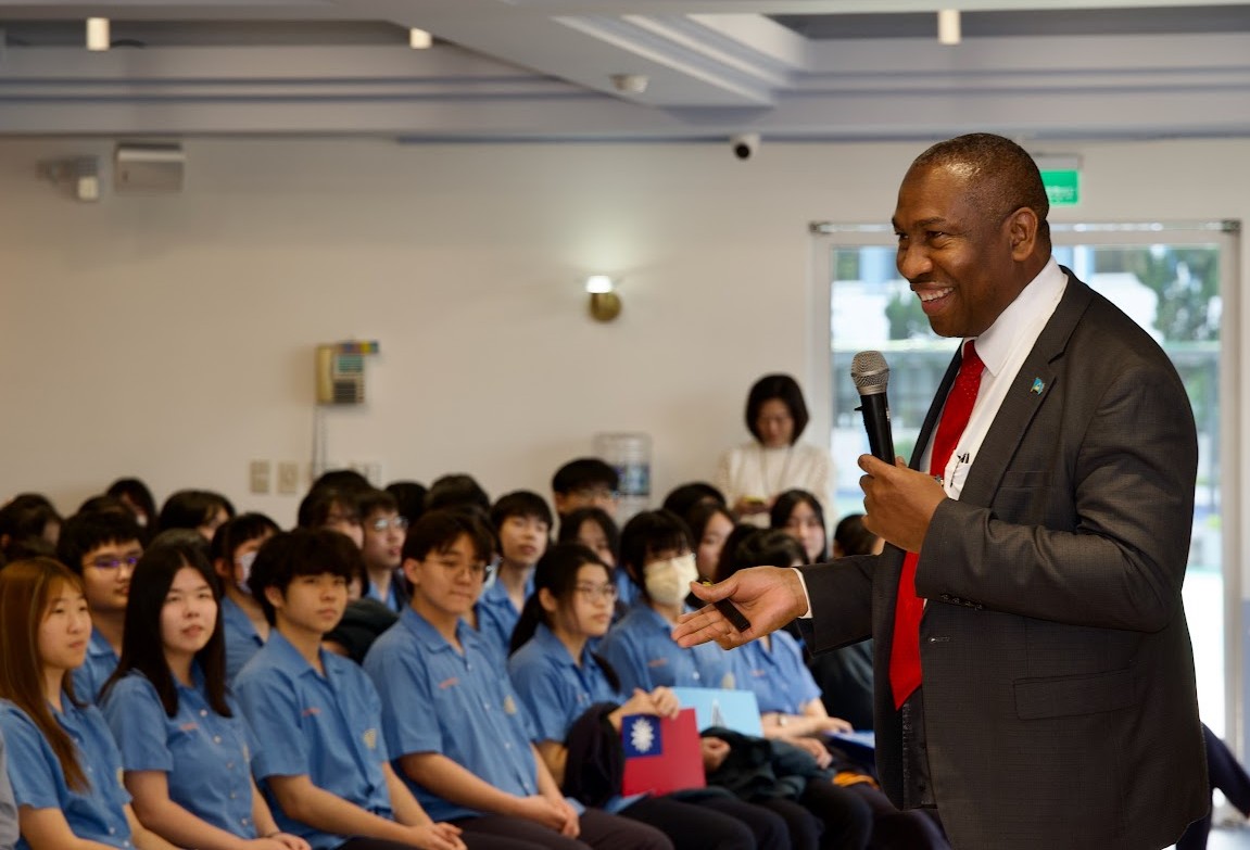 Lewis gives a talk entitled "An Educational Journey in Paradise: Simply Saint Lucia.